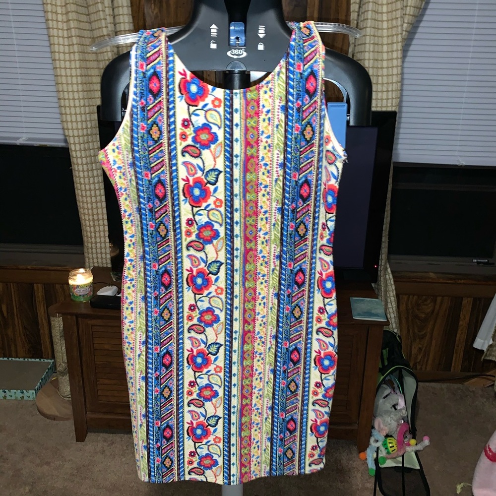 Floral multi color body con dress